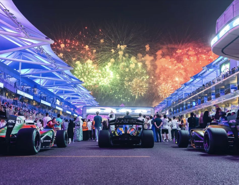 Abu Dhabi Autonomous Racing League honours winners of world’s first six-car autonomous Grand Final